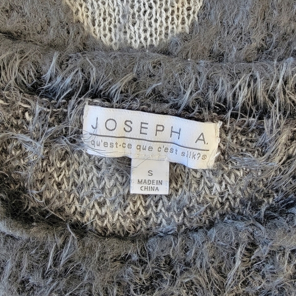 Joseph A Crewneck Sweater Eyelash Dark And Light Gray Circles Soft Fuzzy Size S - Picture 5 of 9